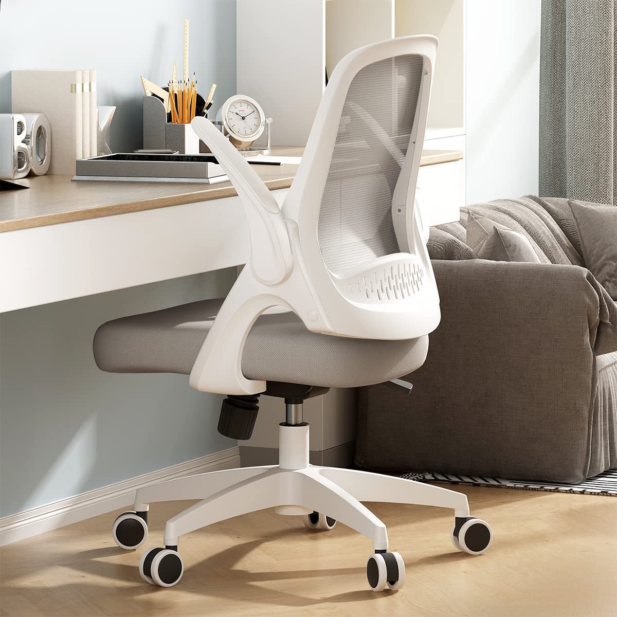 Hbada Modern Desk Comfort Swivel Home Office Task Chair with Flip-up Arms and Adjustable Height